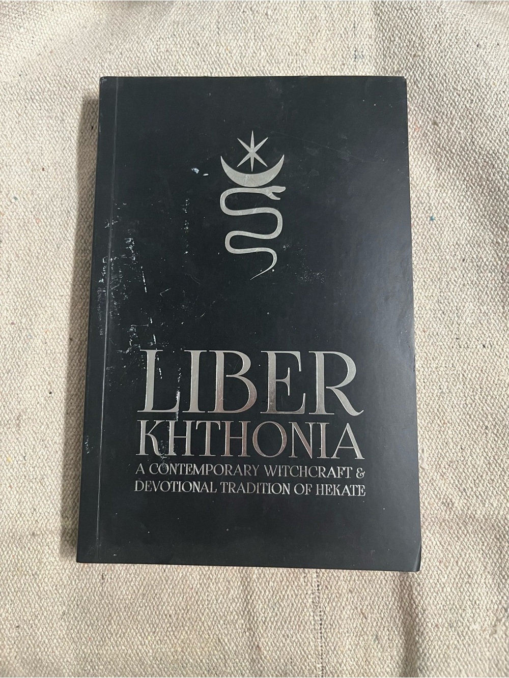 Liber Khthonia Black  Book and Vivienne Moss Hekate book